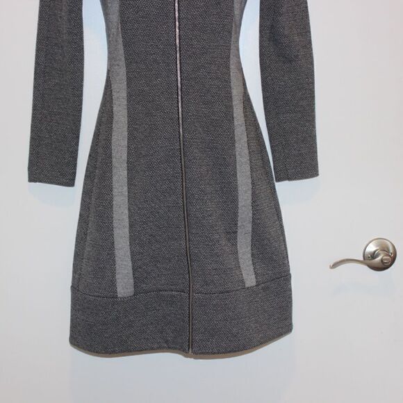 Theory  Chayenne Two-Tone Front-Zip Long Sleeve Mini dress Women 4 - Picture 7 of 14